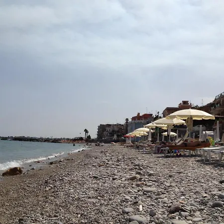 La Fenice Ff Giardini Naxos